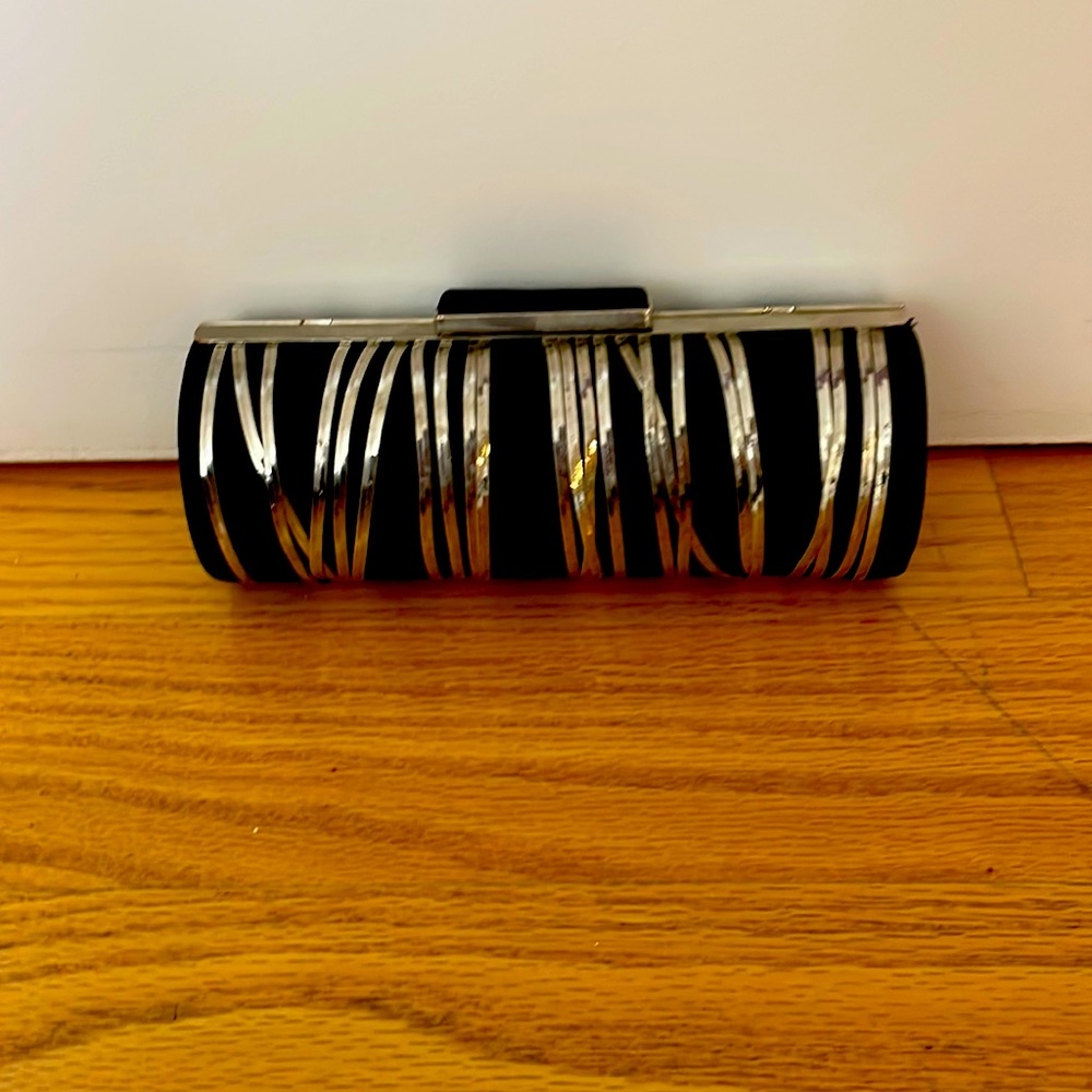 Rodo dressy clutch